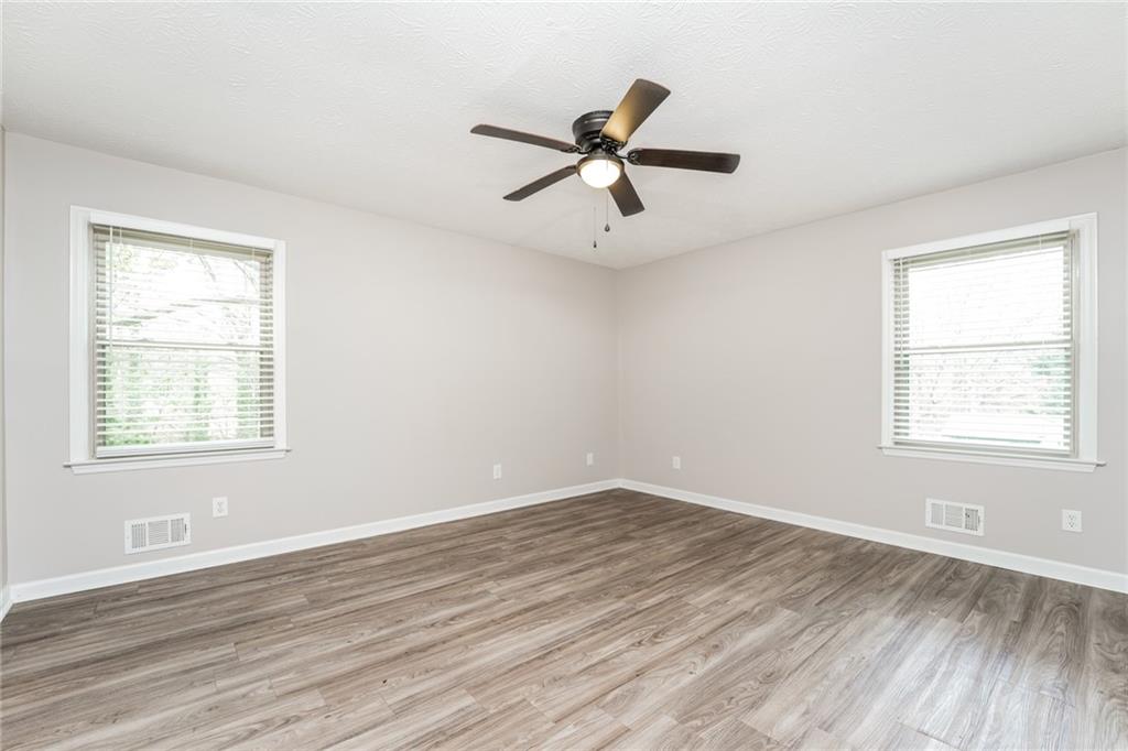 2560 Bluffton Road Buford, GA 30519 - Photo 18 of 38