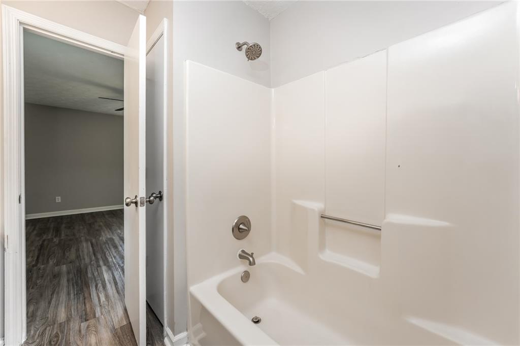 2560 Bluffton Road Buford, GA 30519 - Photo 21 of 38