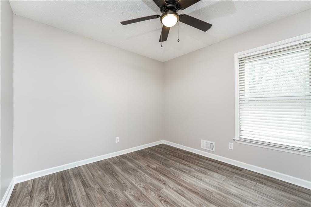 2560 Bluffton Road Buford, GA 30519 - Photo 27 of 38