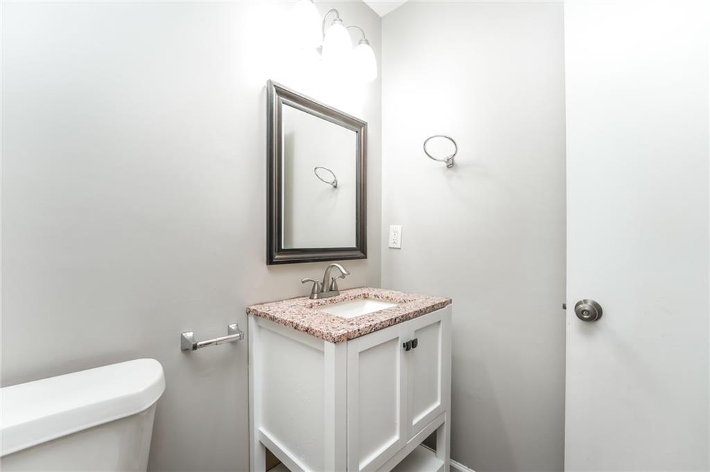 2560 Bluffton Road Buford, GA 30519 - Photo 30 of 38