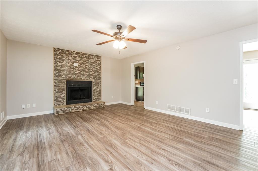 2560 Bluffton Road Buford, GA 30519 - Photo 4 of 38