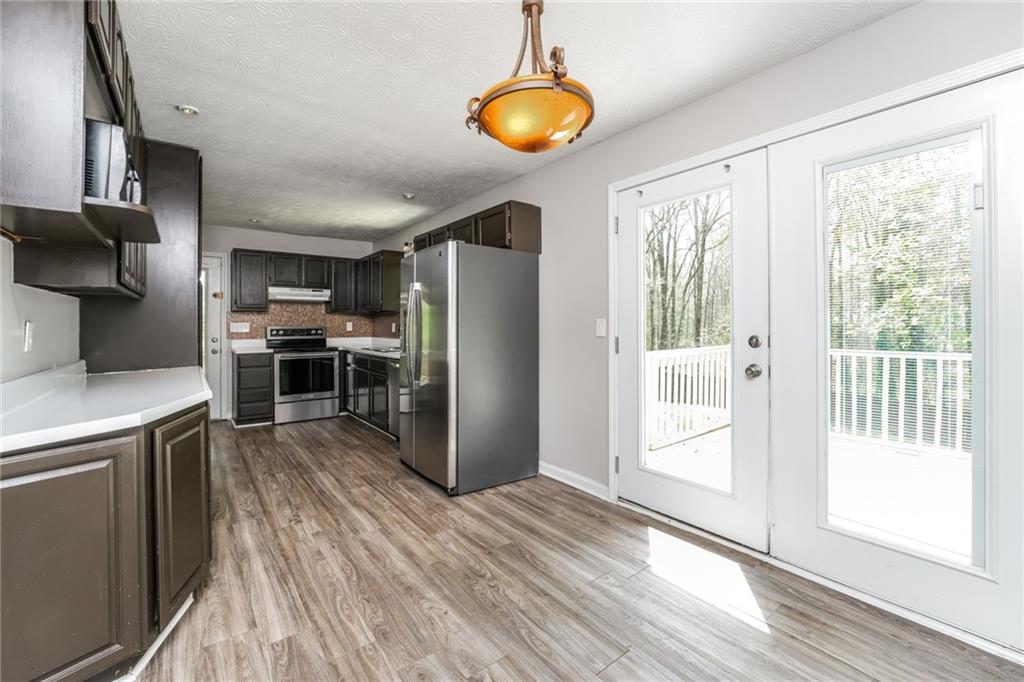 2560 Bluffton Road Buford, GA 30519 - Photo 9 of 38