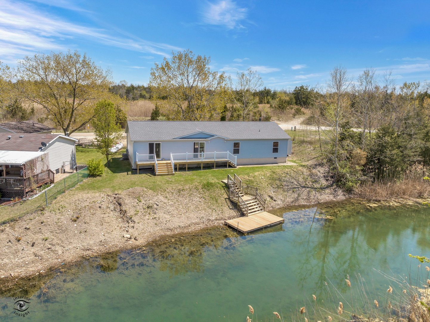 18530 West 3000N Road Reddick, IL 60961 - Photo 9 of 40 a view of a house with a yard