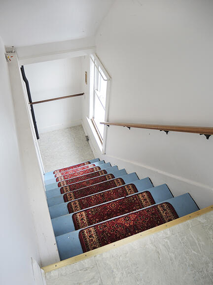 207 Windsor Road Chelsea, ME 04330 - Photo 21 of 40 17 STAIRCASE