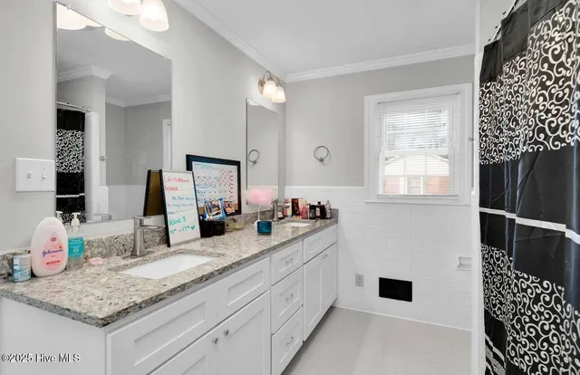 $307,000 | 159 Meadowbrook Lane, Warsaw, NC 28398