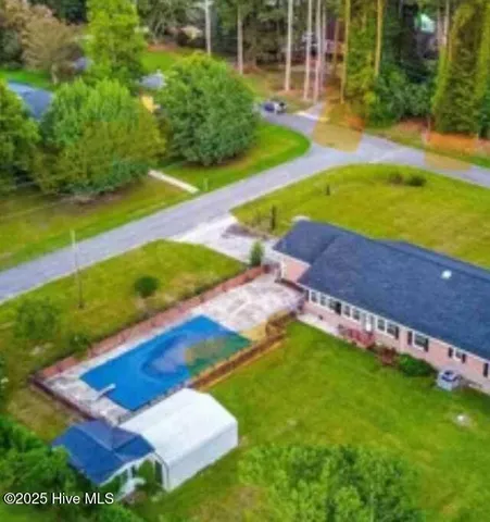 $307,000 | 159 Meadowbrook Lane, Warsaw, NC 28398