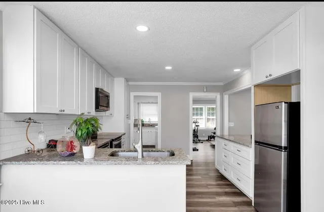 $307,000 | 159 Meadowbrook Lane, Warsaw, NC 28398