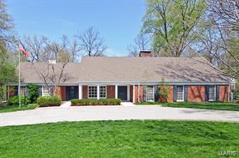 5 Pebble Creek Road St. Louis, MO 63124 - Photo 2 of 28