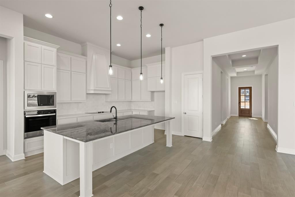 1320 Red Rock Road Hewitt, TX 76643 - Photo 18 of 37 Kitchen4