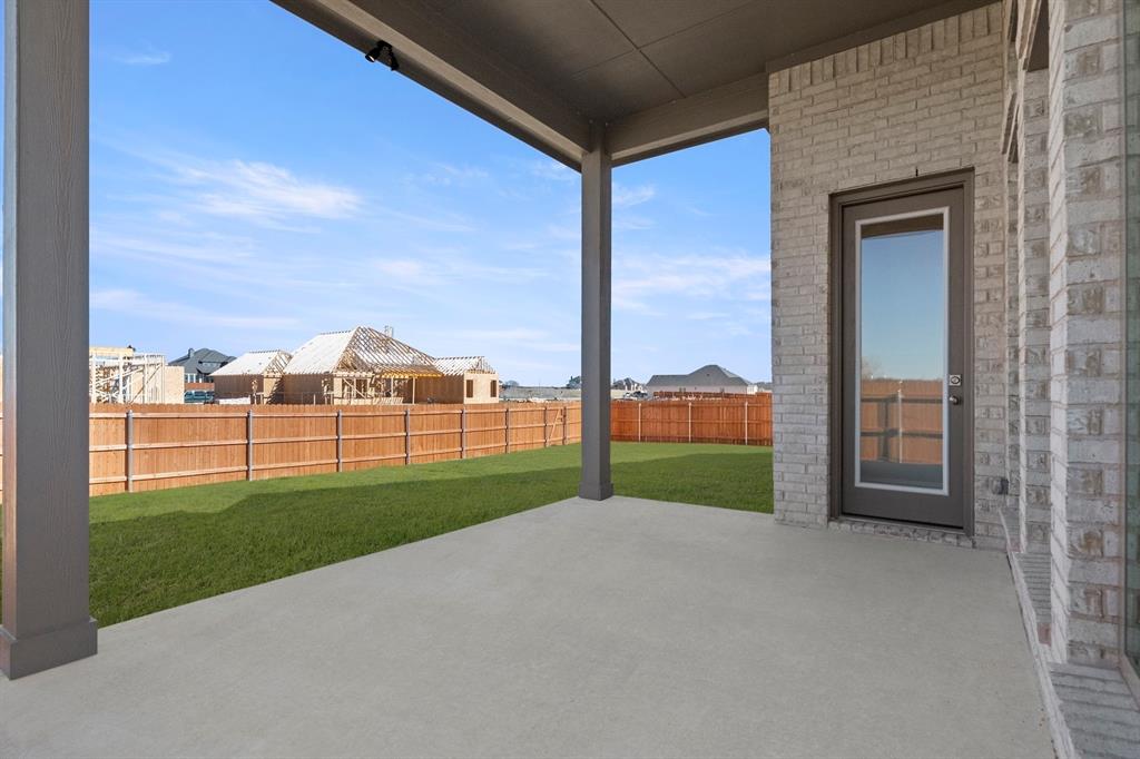 1320 Red Rock Road Hewitt, TX 76643 - Photo 34 of 37 Patio