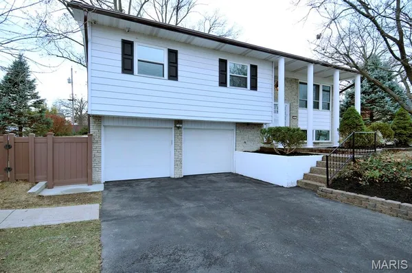 $359,900 | 2631 Georgia Drive, Arnold, MO 63010