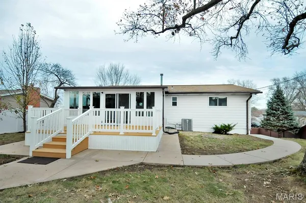 $359,900 | 2631 Georgia Drive, Arnold, MO 63010