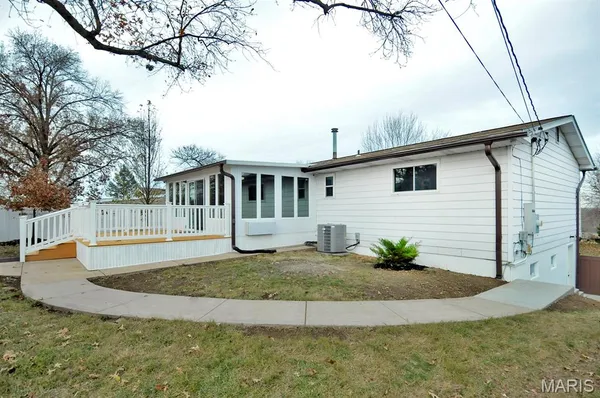 $359,900 | 2631 Georgia Drive, Arnold, MO 63010