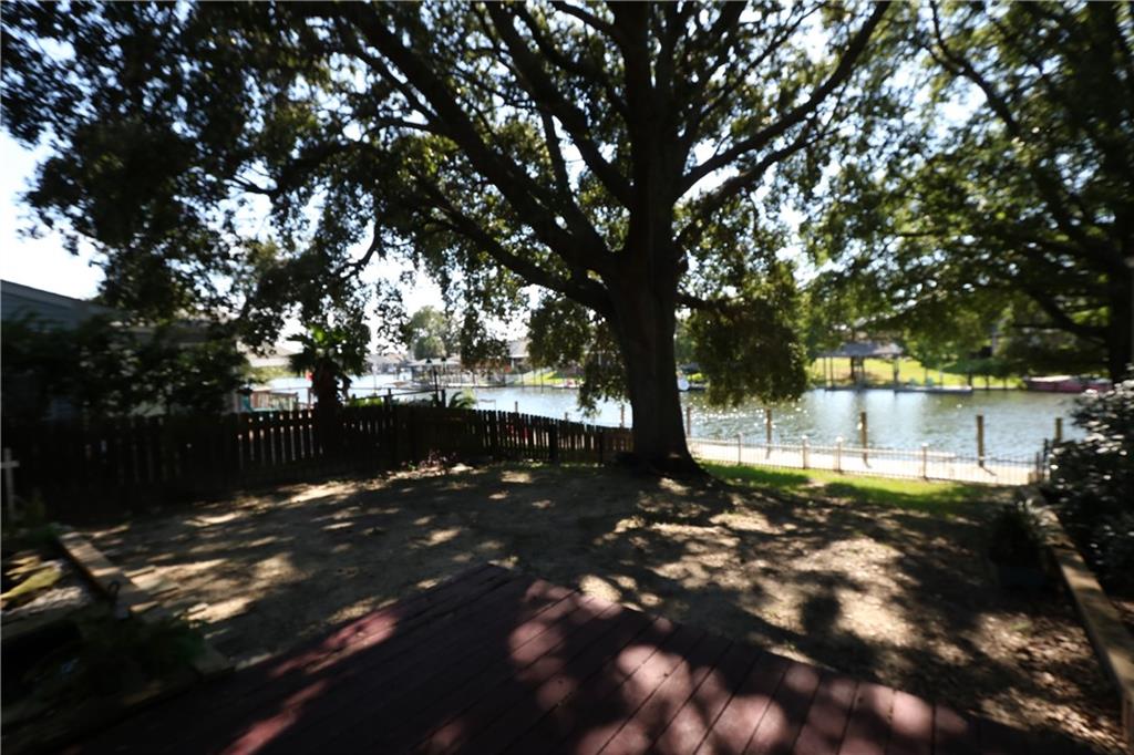 490 Marina Drive Slidell, LA 70458 - Photo 9 of 30
