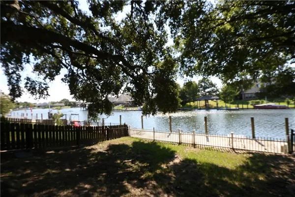 $2,000 | 490 Marina Drive, Slidell, LA 70458