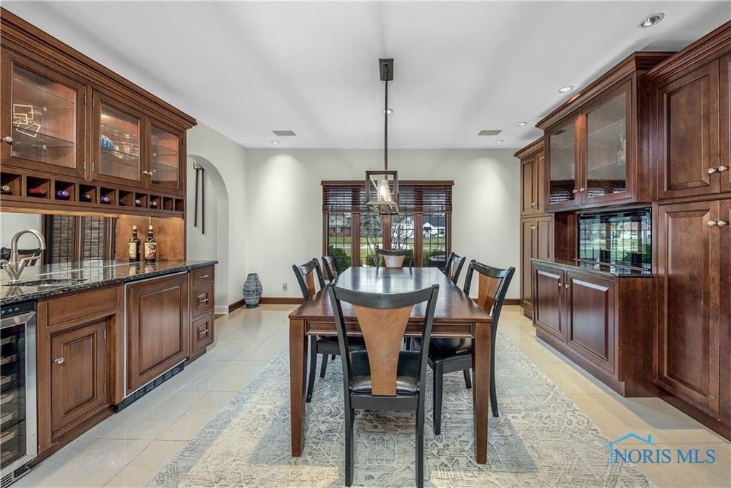 4393 River Road Toledo, OH 43614 - Photo 9 of 47 Gallery Image 9