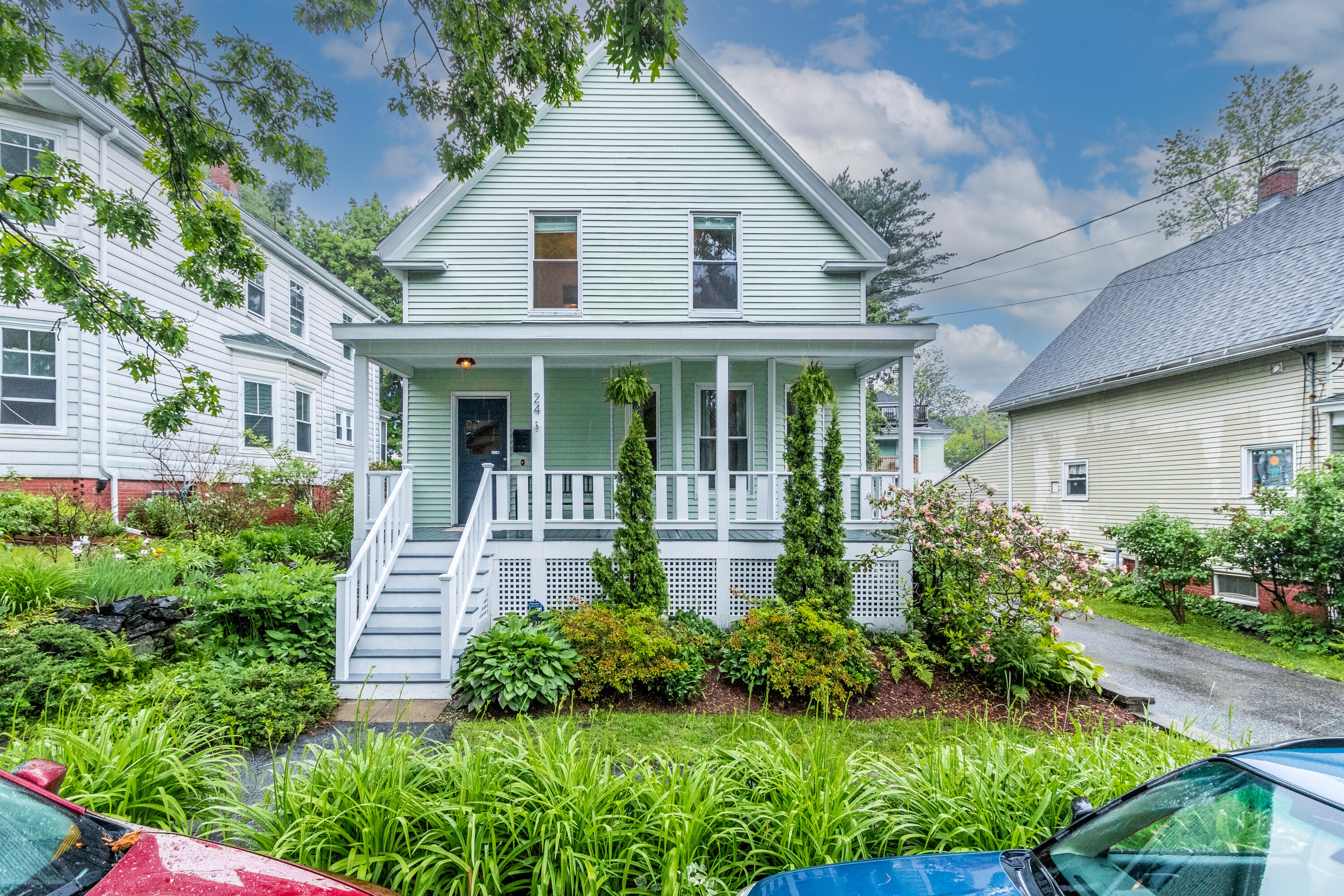 24 Belknap Street Portland, ME 04103 - Photo 1 of 64 20230613AM -71001