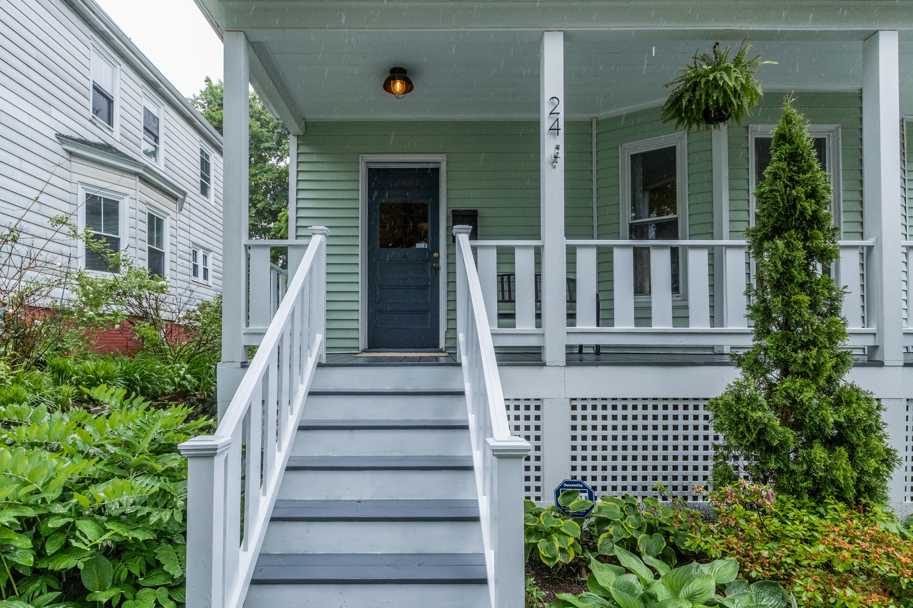 24 Belknap Street Portland, ME 04103 - Photo 5 of 64 20230613AM -71008