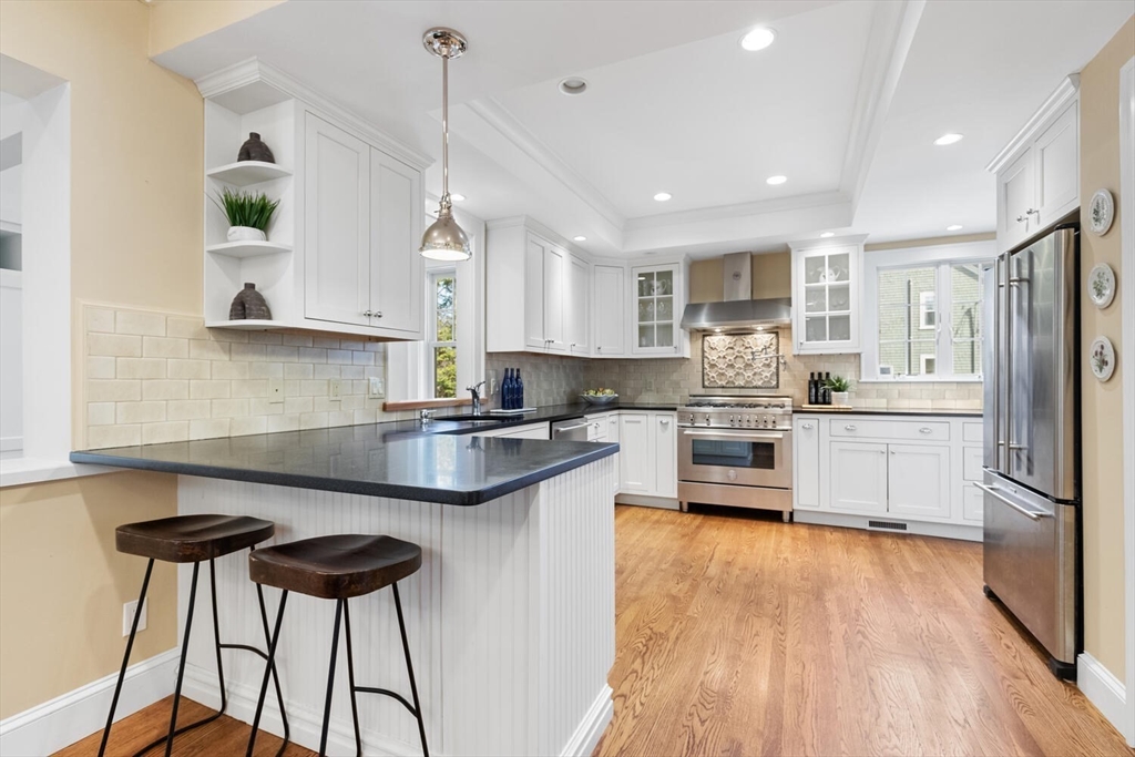 209 Waltham Street Lexington, MA 02421 - Photo 10 of 42