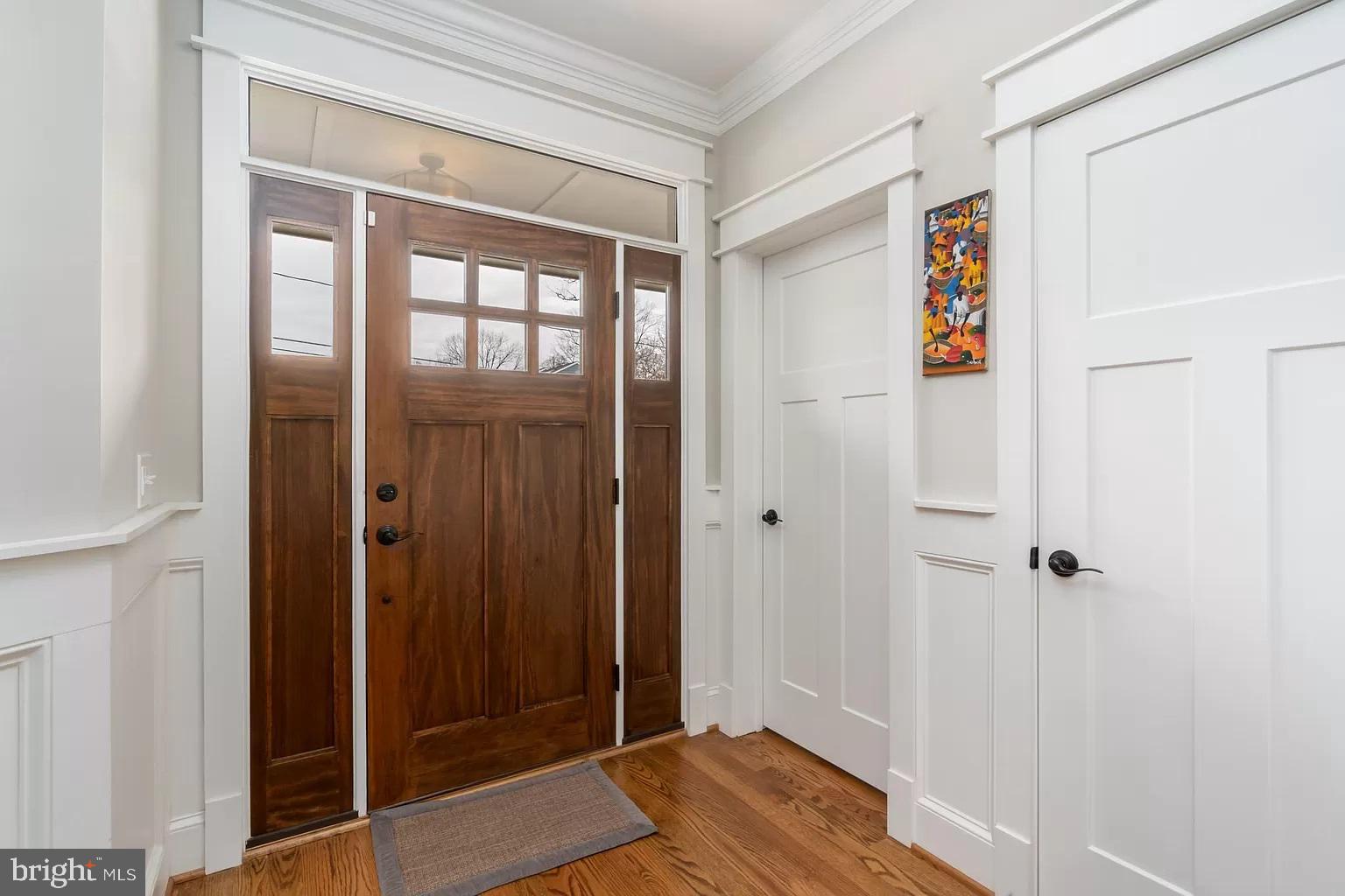 7106 Thrasher Road McLean, VA 22101 - Photo 3 of 37