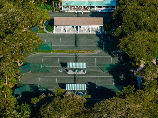 $8,500 | 1215 Winding Oaks Circle East, Unit 401, Vero Beach, FL 32963