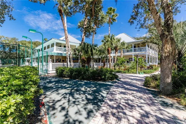 $8,500 | 1215 Winding Oaks Circle East, Unit 401, Vero Beach, FL 32963