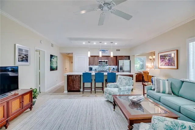 $8,500 | 1215 Winding Oaks Circle East, Unit 401, Vero Beach, FL 32963