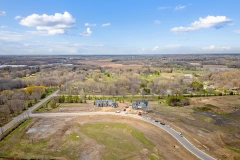 $465,000 | 2084 Bridgevine Court, Independence, MN 55359