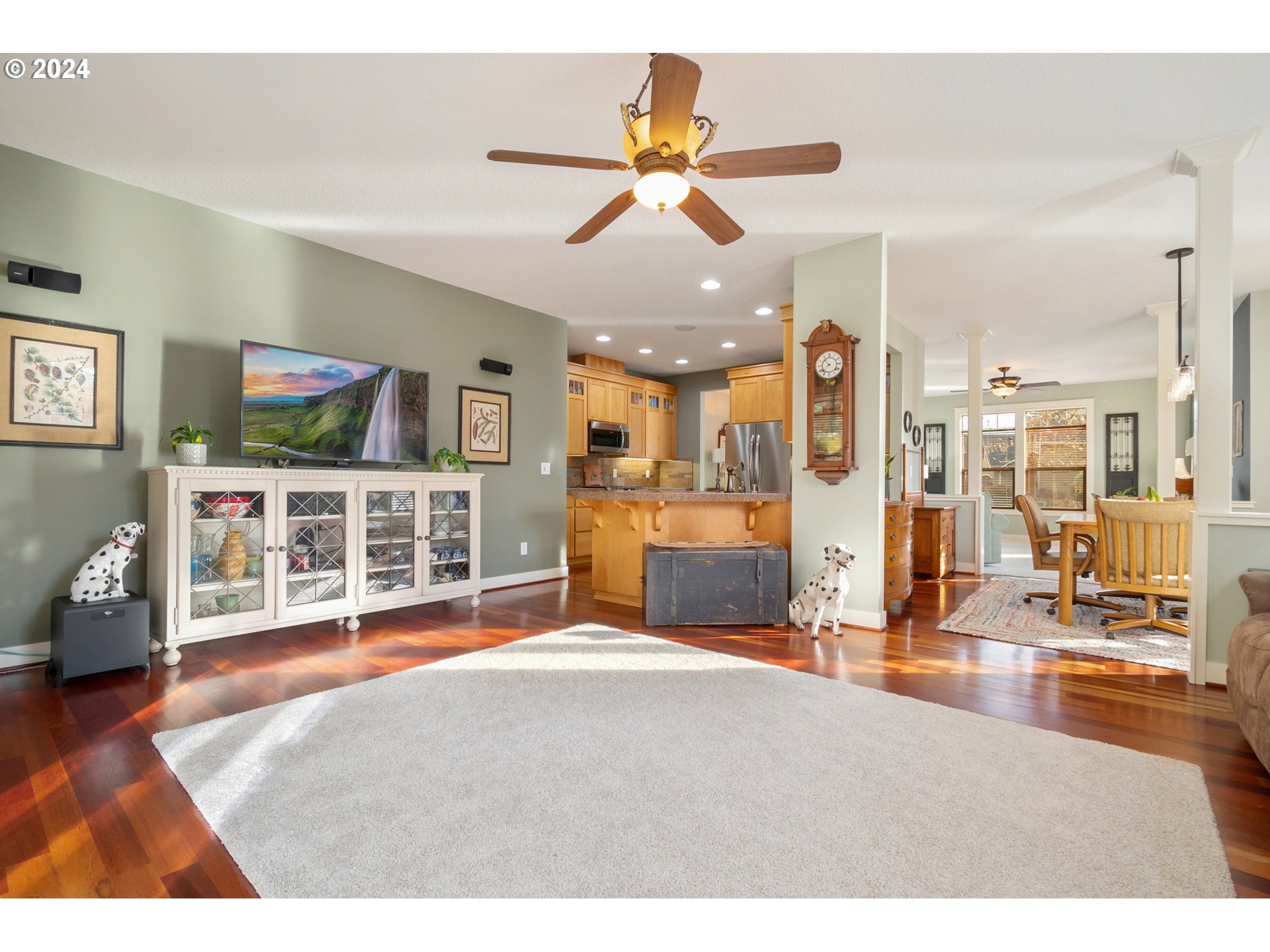941 Northwest Angel Heights Road Stevenson, WA 98648 - Photo 13 of 38 a living room with furniture and a flat screen tv