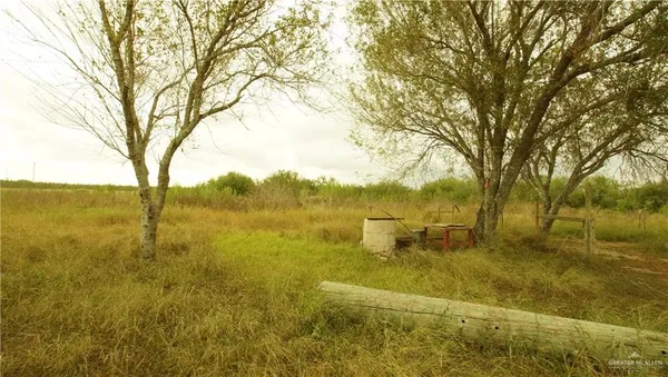 a view of an outdoor space