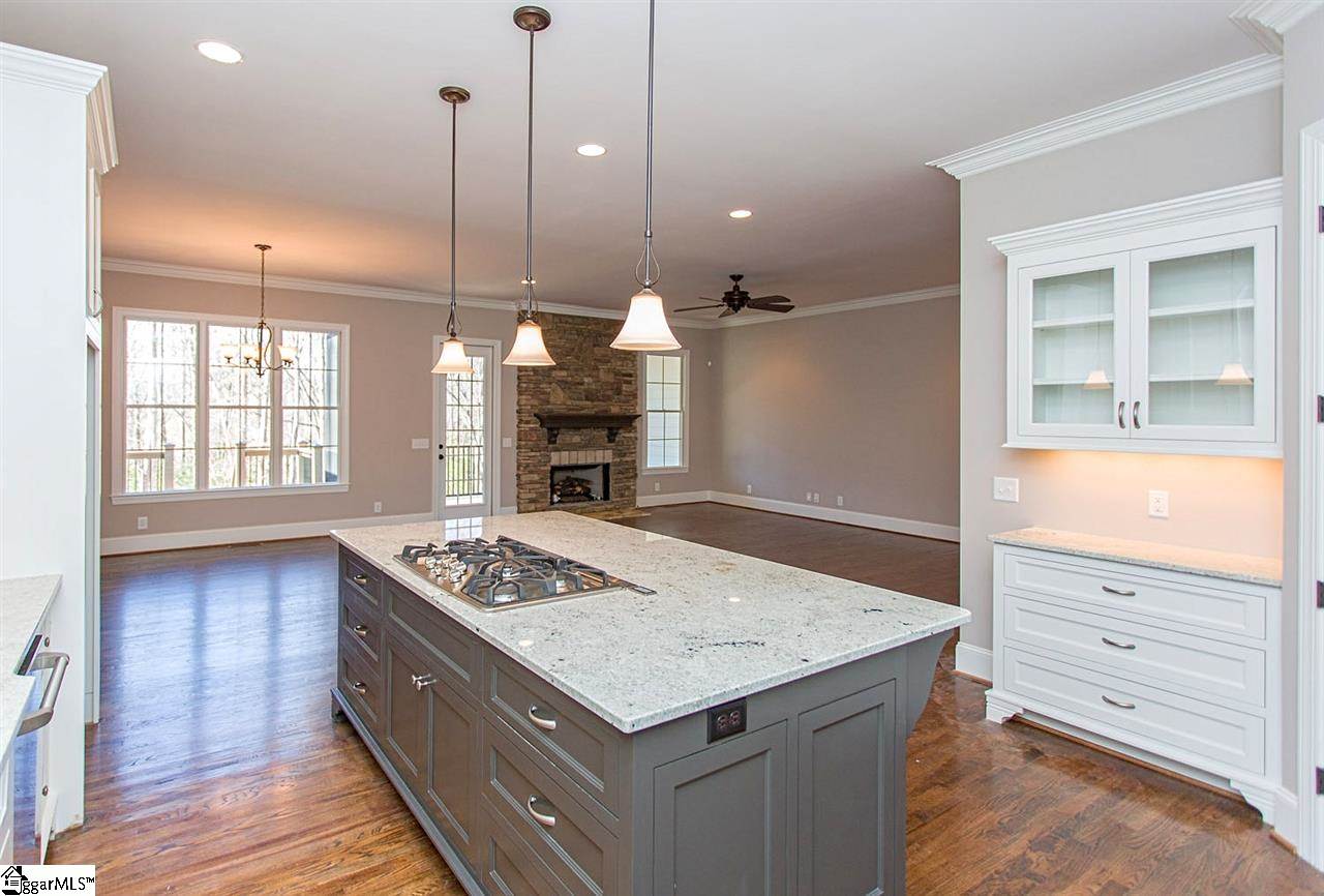 21 Riley Hill Court Greer, SC 29650 - Photo 8 of 36 Gallery Image 8