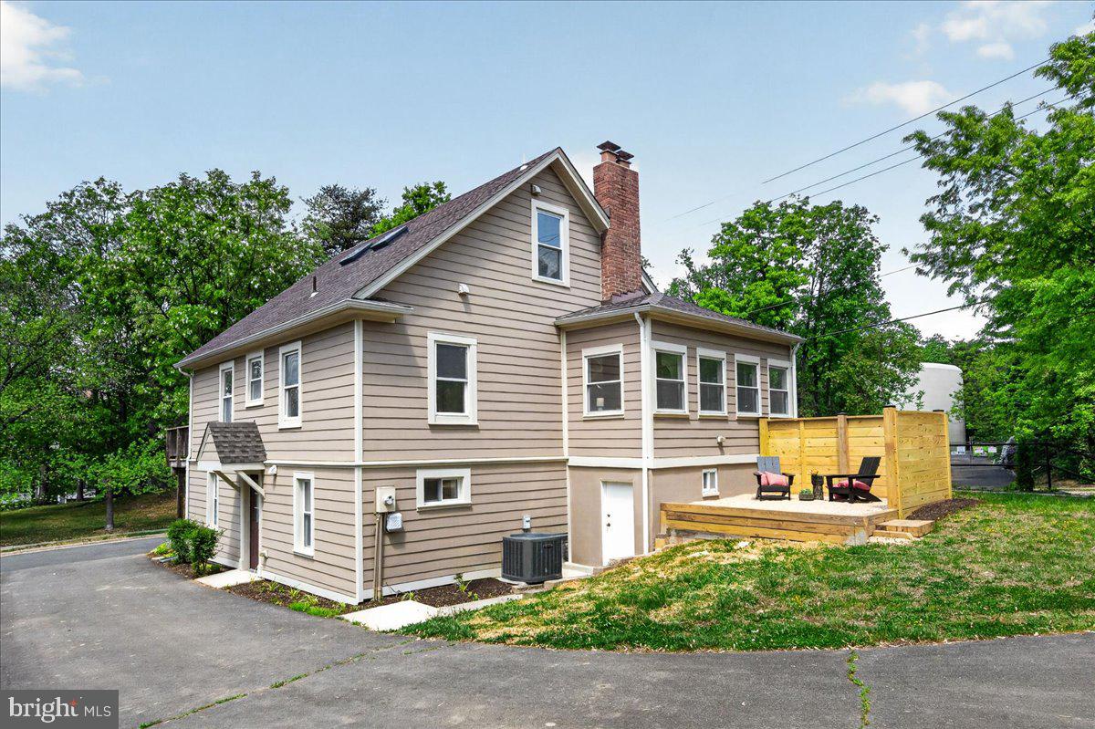 4448 West Braddock Road Alexandria, VA 22304 - Photo 8 of 59 Gallery Image 8