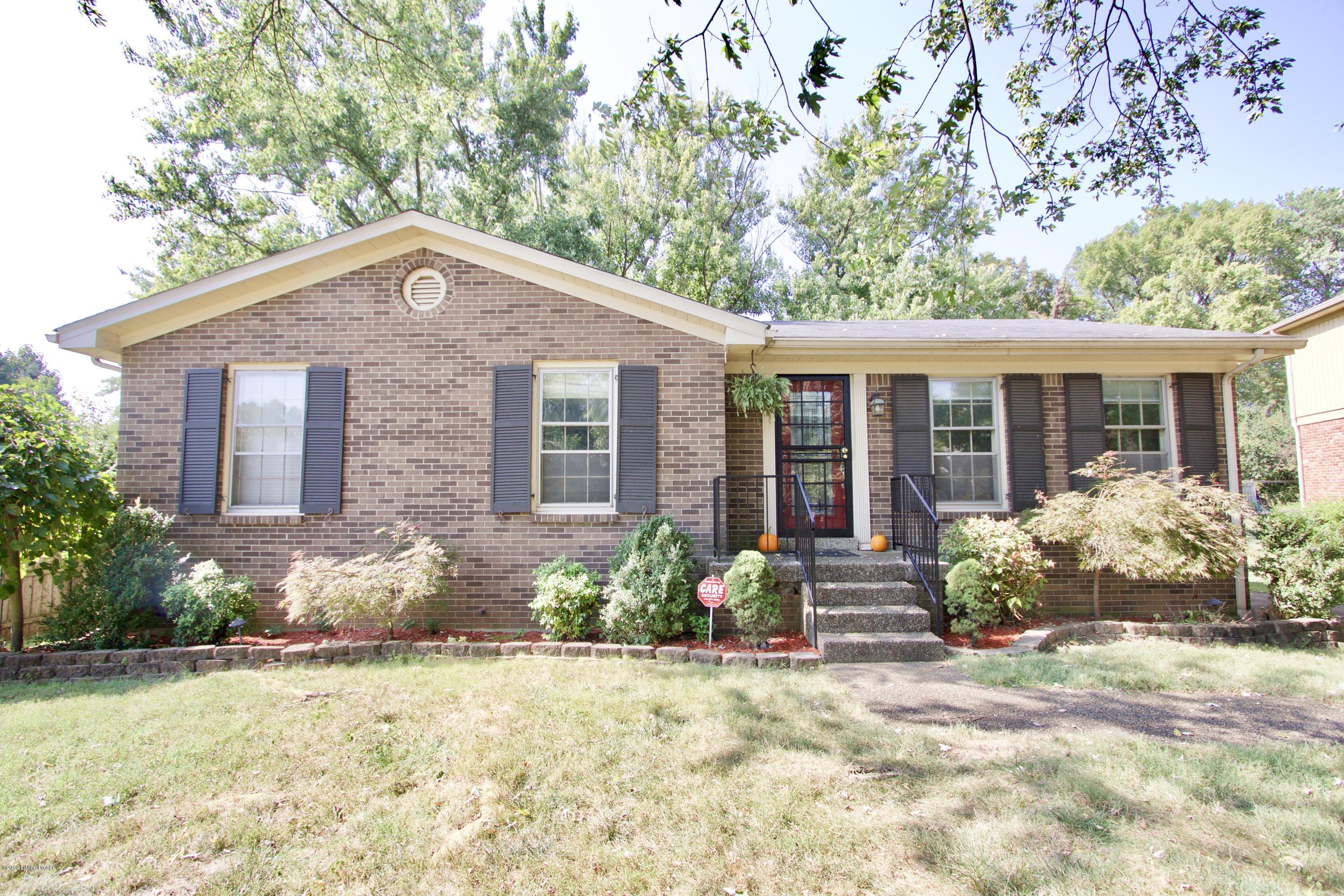 6603 Tottenham Road Louisville, KY 40207 - Photo 1 of 63 fullsizeoutput_2d63