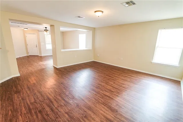 $1,900 | 8436 Fall Meadow Lane, Austin, TX 78747