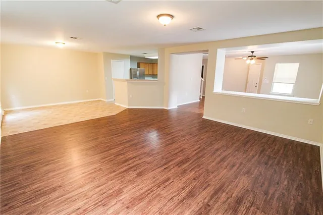 $1,900 | 8436 Fall Meadow Lane, Austin, TX 78747