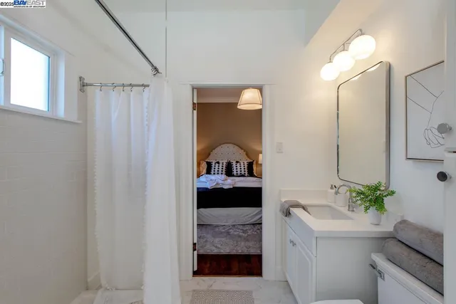 $895,000 | 3211 Madison Street, Alameda, CA 94501