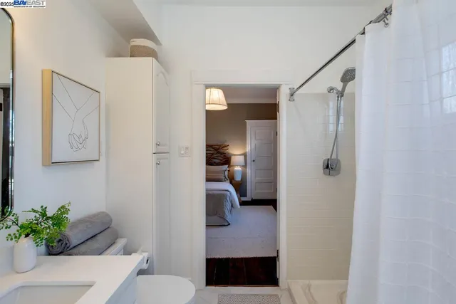 $895,000 | 3211 Madison Street, Alameda, CA 94501