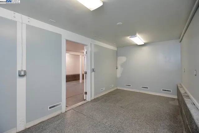 $895,000 | 3211 Madison Street, Alameda, CA 94501