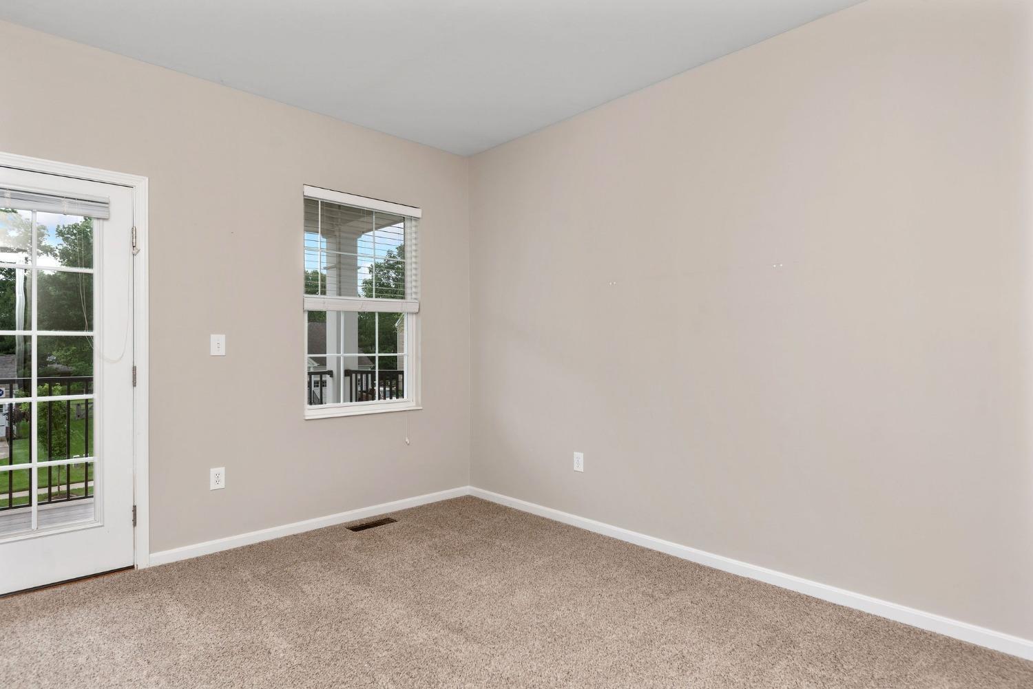 692 Hyacinth Road Cincinnati, OH 45245 - Photo 22 of 41