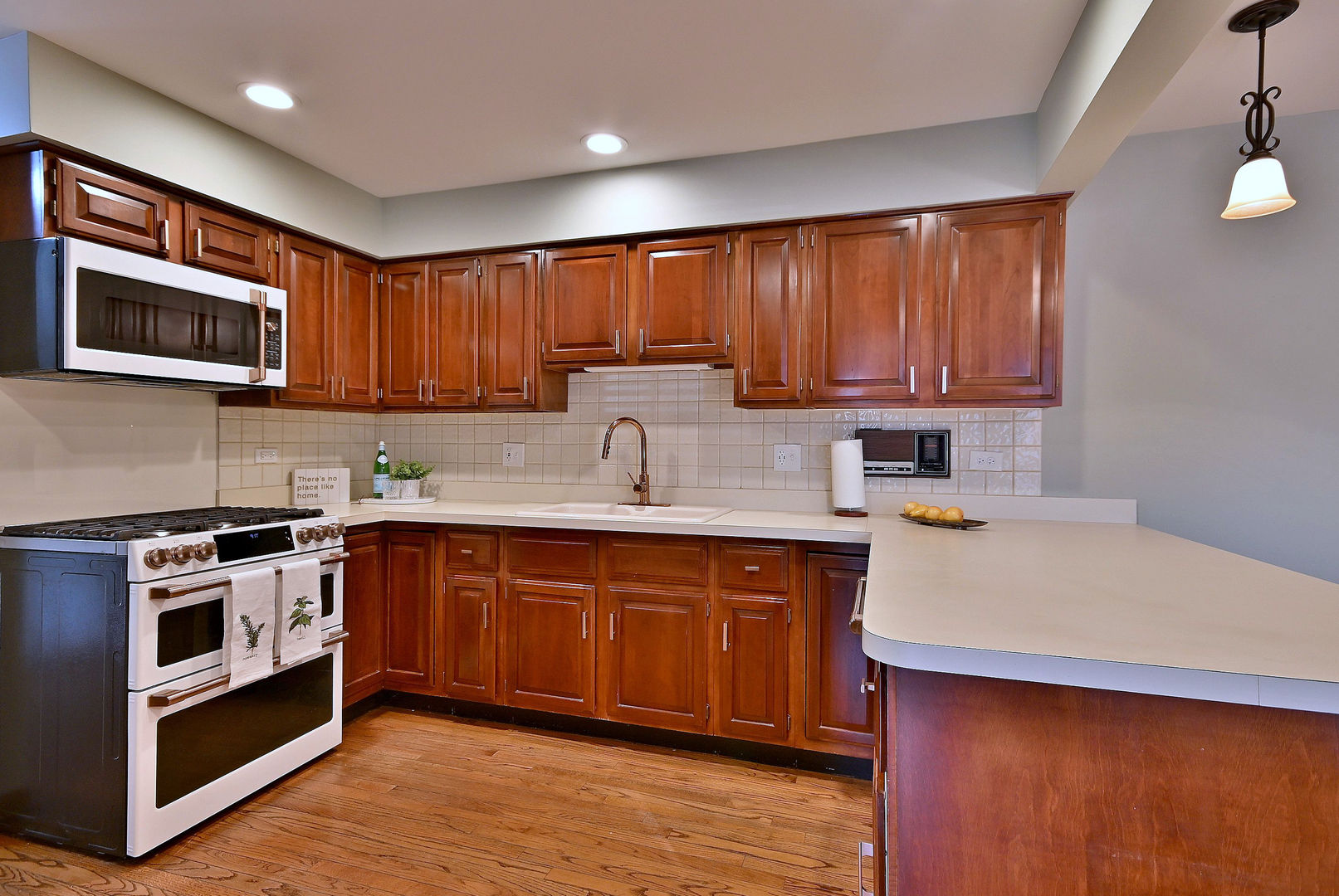 1612 Stonebridge Trail Wheaton, IL 60189 - Photo 20 of 47