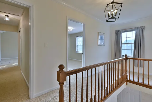 $449,900 | 1612 Stonebridge Trail, Wheaton, IL 60189