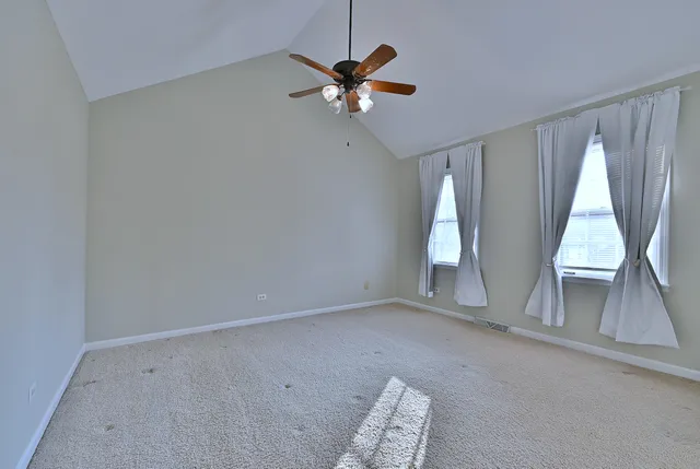 $449,900 | 1612 Stonebridge Trail, Wheaton, IL 60189