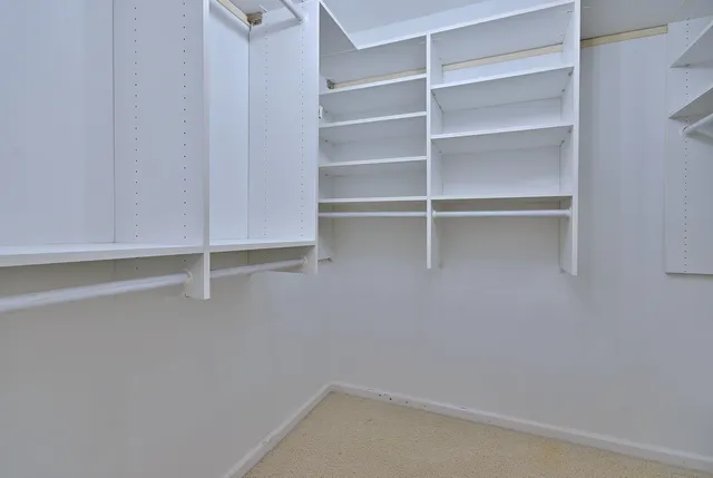 $449,900 | 1612 Stonebridge Trail, Wheaton, IL 60189