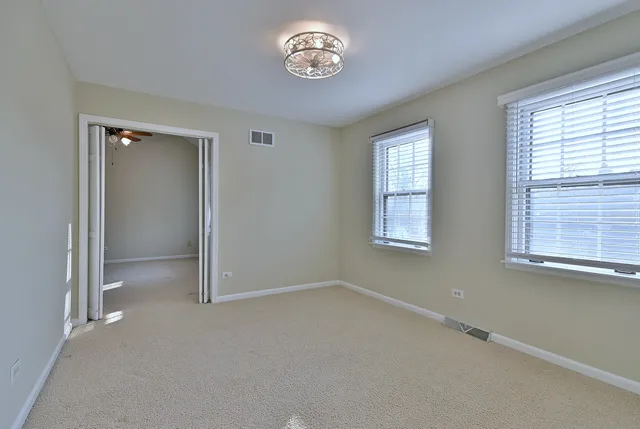 $449,900 | 1612 Stonebridge Trail, Wheaton, IL 60189