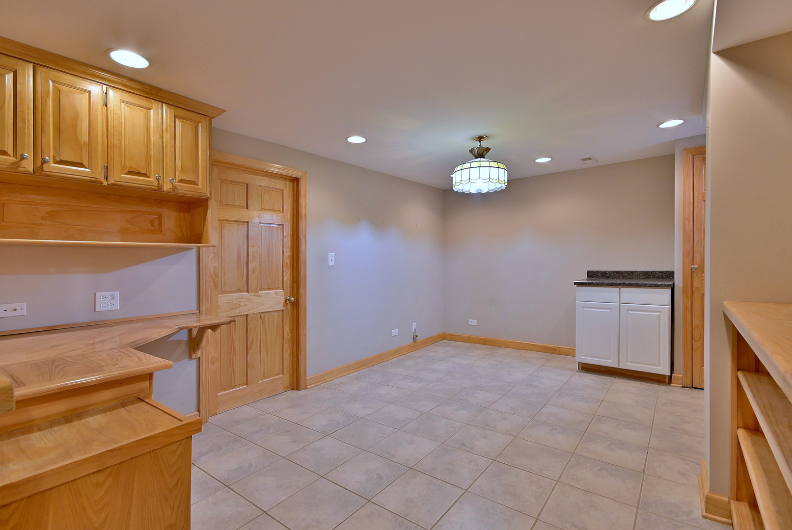 1612 Stonebridge Trail Wheaton, IL 60189 - Photo 40 of 47