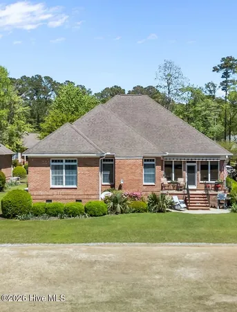 $530,000 | 102 Pinehurst Drive, New Bern, NC 28562