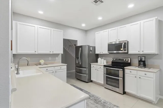 $750,000 | 19448 Odham Street, Orlando, FL 32833