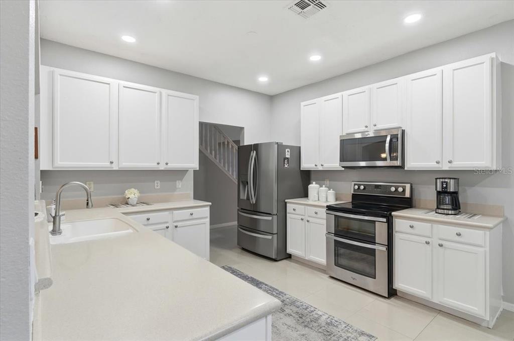 19448 Odham Street Orlando, FL 32833 - Photo 5 of 26