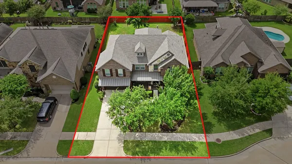 $579,999 | 6010 Green Meadows Lane, Katy, TX 77493