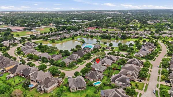 $579,999 | 6010 Green Meadows Lane, Katy, TX 77493